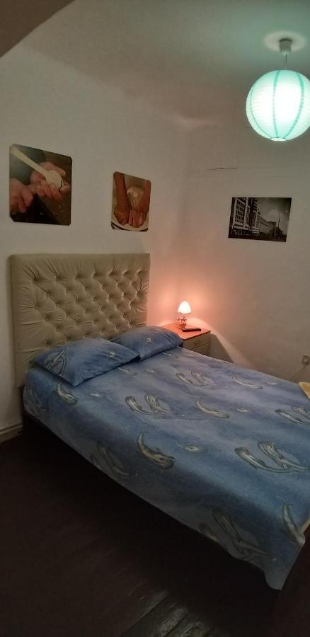 Domum Unirea, Across The Street Of Old City Center Bukares Bagian luar foto