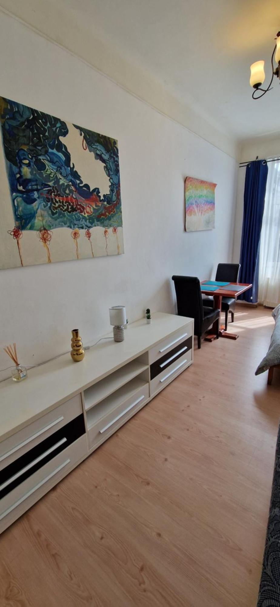 Domum Unirea, Across The Street Of Old City Center Bukares Bagian luar foto