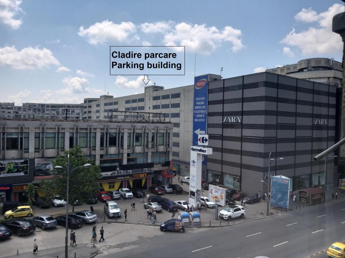 Domum Unirea, Across The Street Of Old City Center Bukares Bagian luar foto